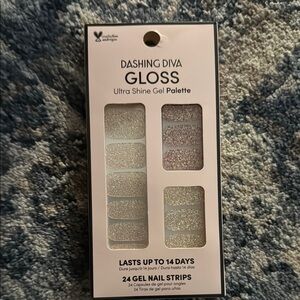 Silver Press-On Nails Ultra Shine